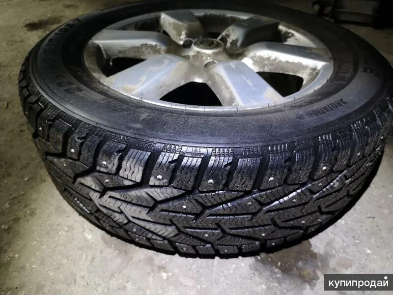 Bridgestone blizzak spike-01. Mozzo winter ice отзывы. Шипованная шина 225 60 17. Резина шипованная 225/50/17. Nokian nordman 8 suv.