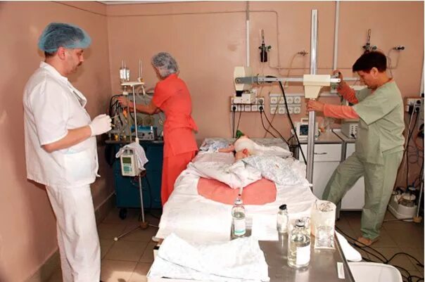 Детское ожоговое отделение люберцы. 9 больница лор отделение москва. Больницы города белово. Больница сперанского ожоговое отделение. Кровать в ожоговом центре.