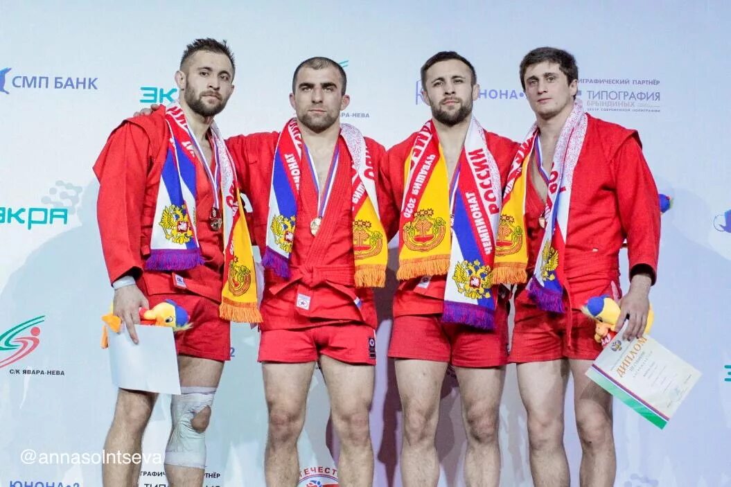 Мастера россии чемпионат. Бислан Надюков самбо. Братья Куржевы самбо.