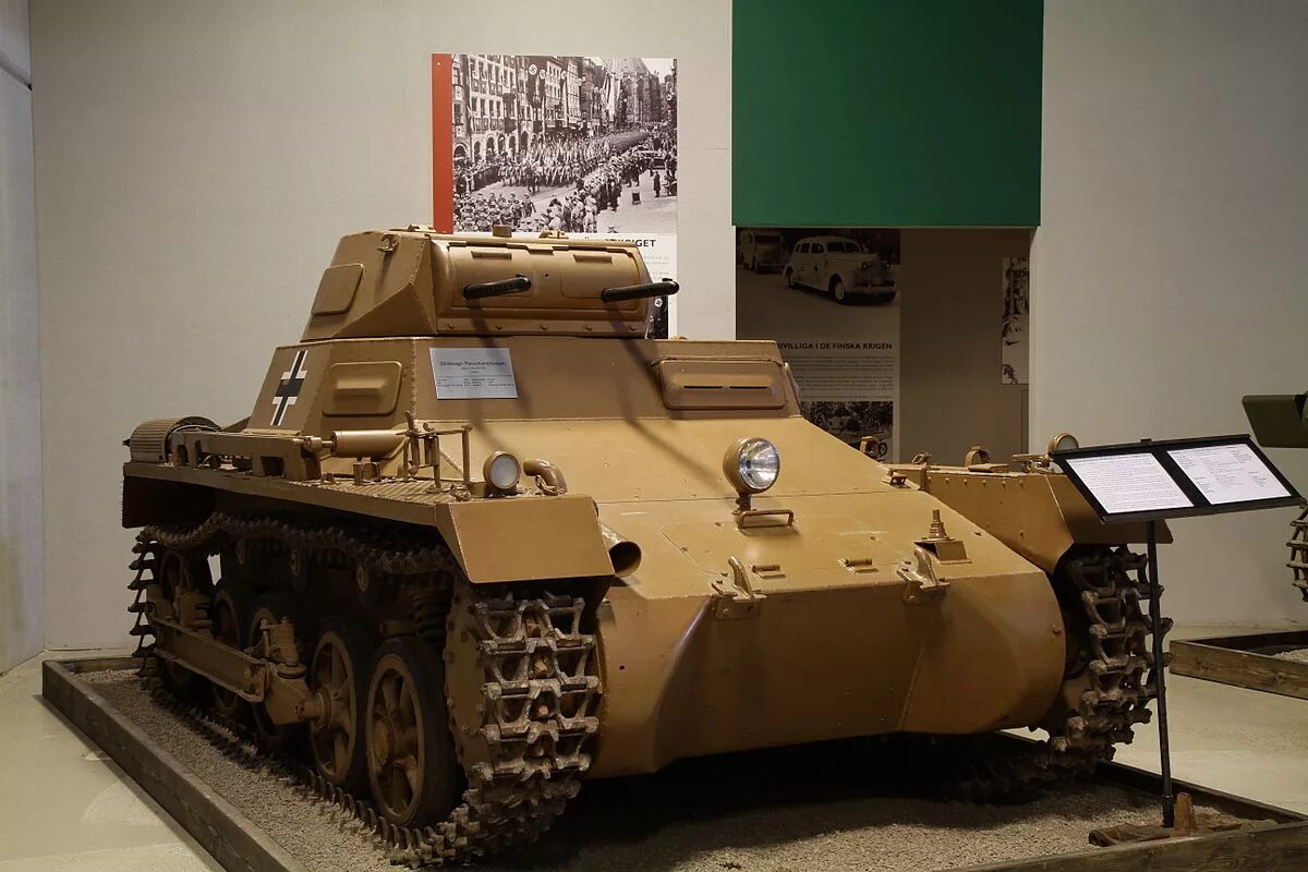 Немецкий легкий танк. Танк панцер 1. PZ Kpfw 1 Ausf a. Танк PZ Kpfw 1. Т1 танк вермахта.