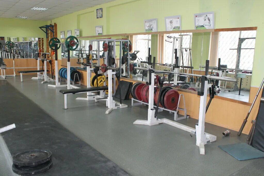 хабаровский дорожно-строительный техникум хабаровск. логотип колледжа. красноярский индустриально — металлургический техникум спортзал. дорожно строительный техникум. хабаровский строительный техникум.