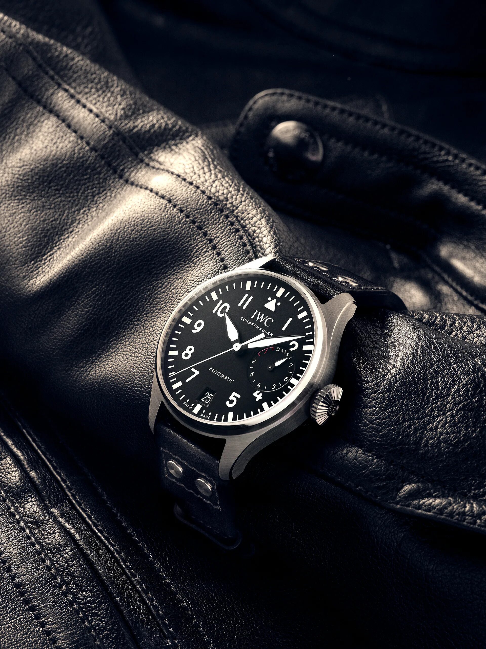 Society watch. Часы мужские реклама. IWC реклама. IWC обои. IWC watch total Black Classic.