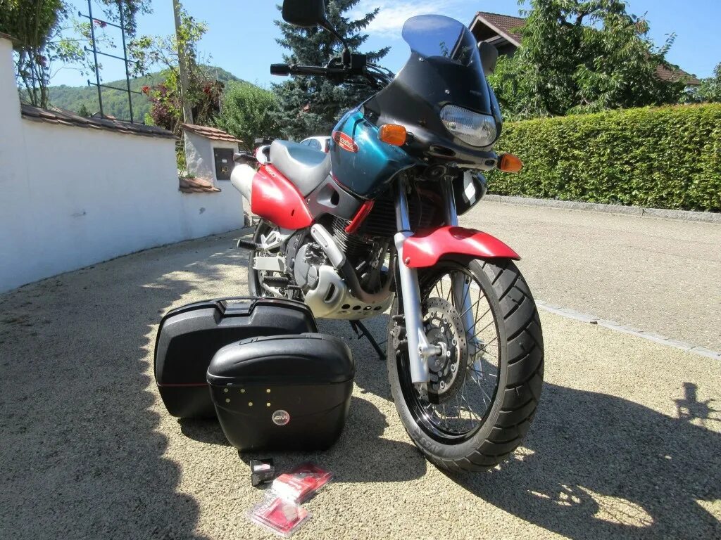 Freewind 650. Suzuki fx 650 freewind. Suzuki xf 650 freewind. Suzuki fx 650 freewind. Suzuki freewind 650.