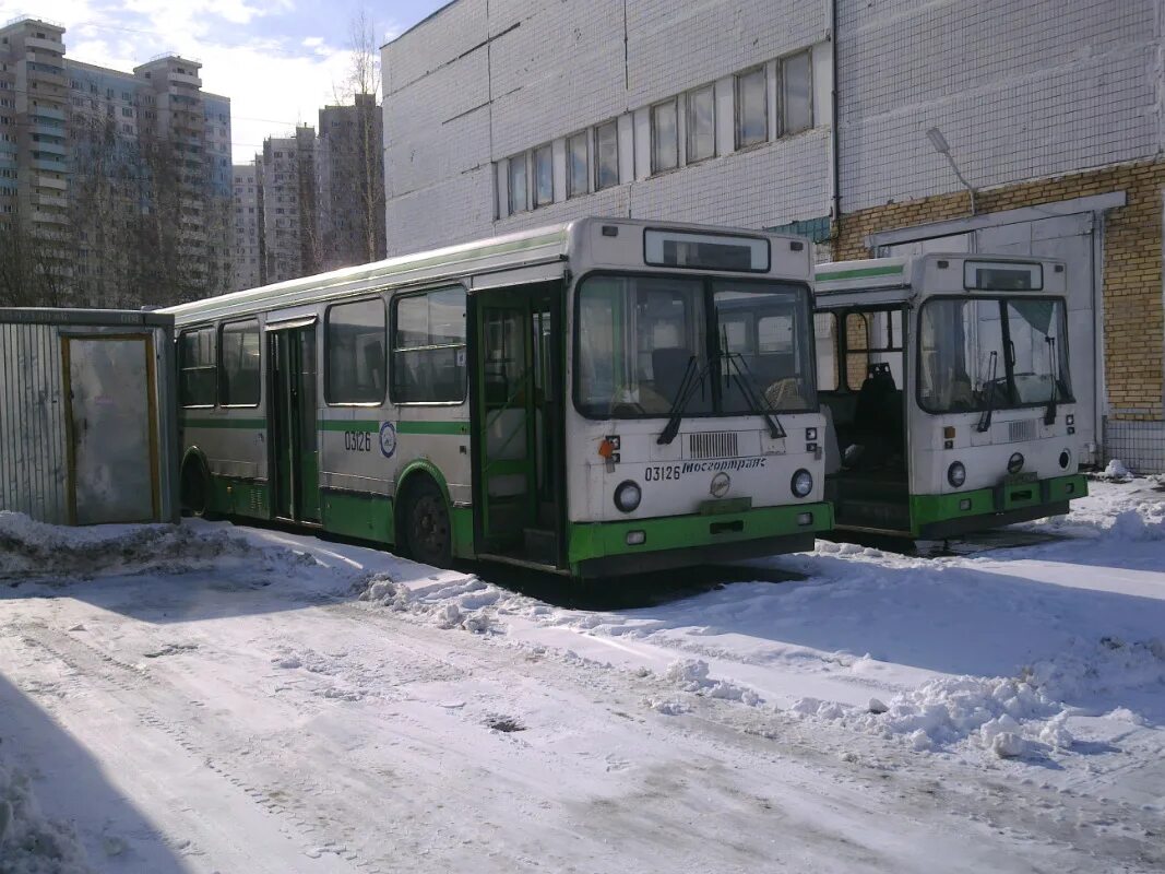 46 1 автобус. 3 Автобусный парк Москва. 18 Автобусный парк Москва. Мосгортранс 18 Автобусный парк. 13 Автобусный парк ЛИАЗ.