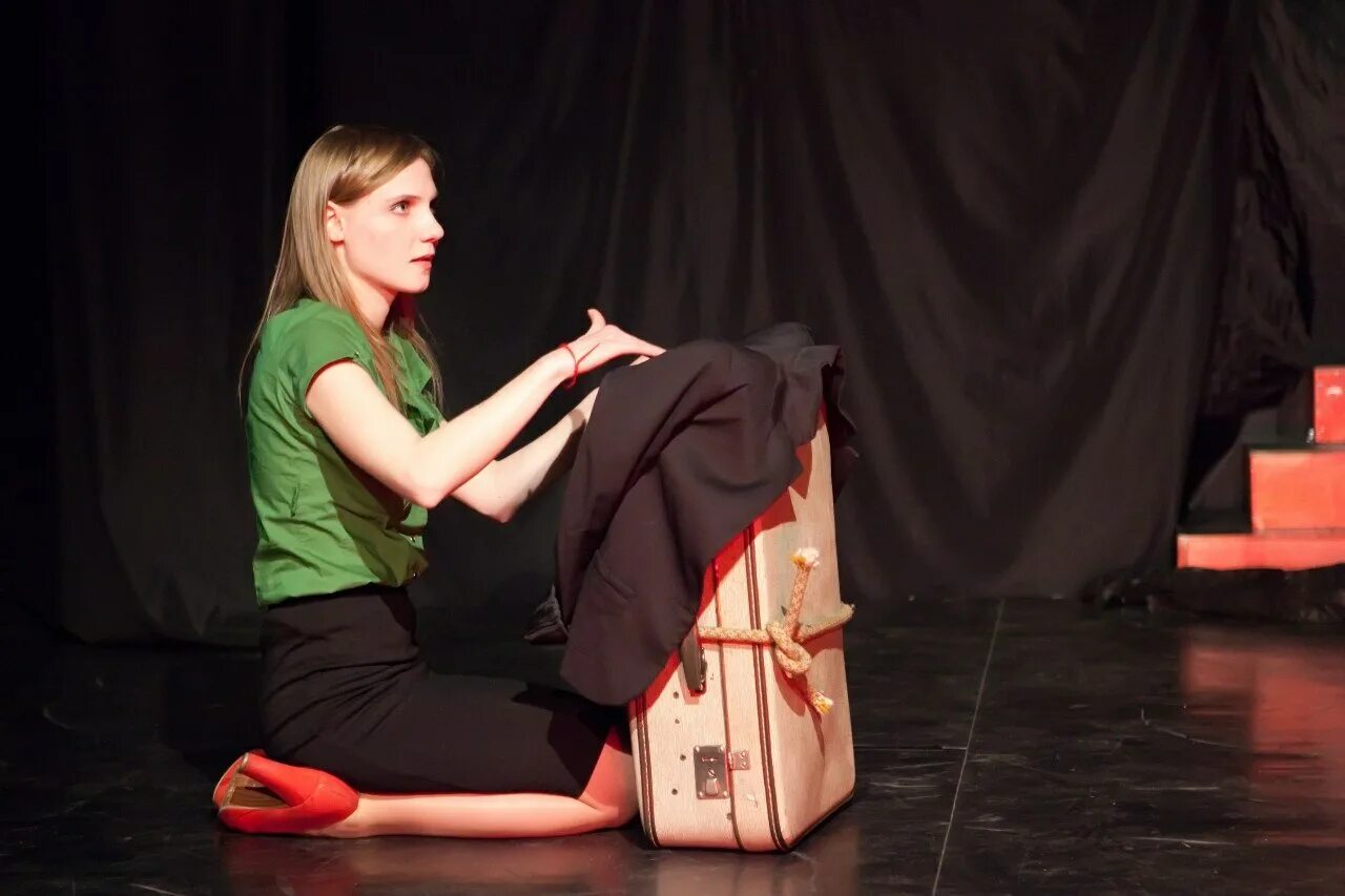 москва «событие» театр "событие". театральные мероприятия. театр комедии шикарная свадьба актеры. спектакль преступление и наказание театр событие. театральные события.