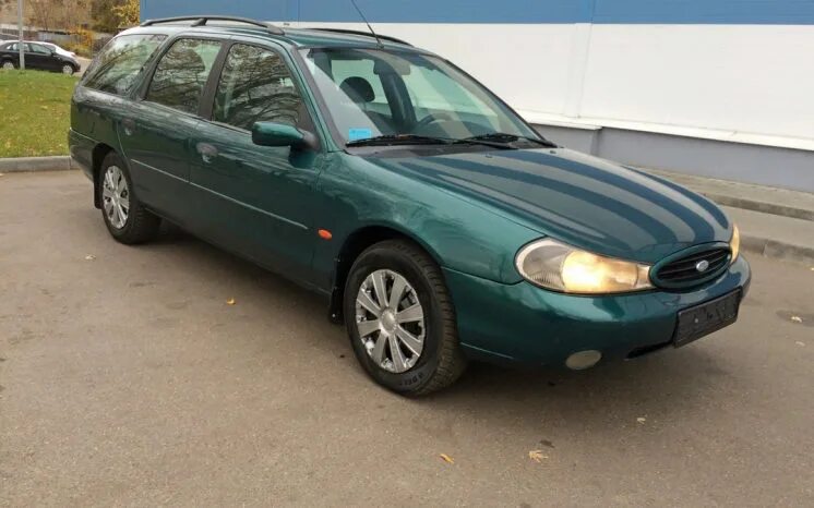 Ford Mondeo 2000. Форд Мондео универсал 2000 года. Форд Мондео 2000 зелёный. Вот Форд Мондео 2000 года универсал. Мондео 2000 год