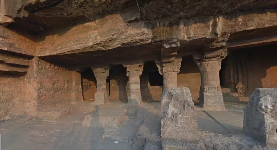 Храм аджанты в индии. Пещерный комплекс в индии 7 букв. Храм в эллоре индия. Храм чайтья в карли. Пещерный комплекс в индии 7 букв.