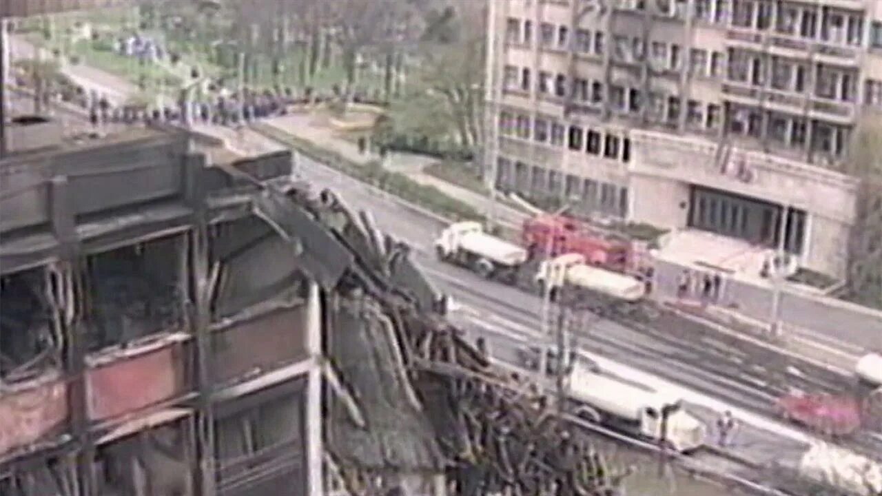 25 лет бомбардировок югославии. Бомбёжка Белграда 1999. Бомбардировки Югославии. Белград бомбили.