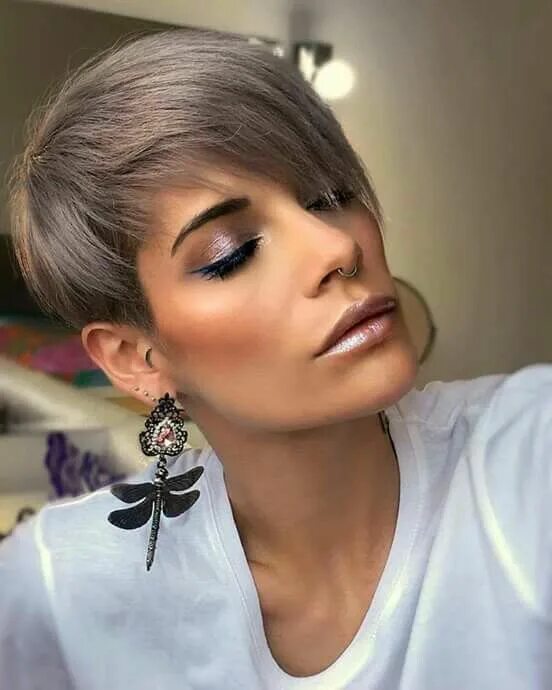 coloration femme tendance saison 2016 idée cheveux courts Punk hair color, Punk 