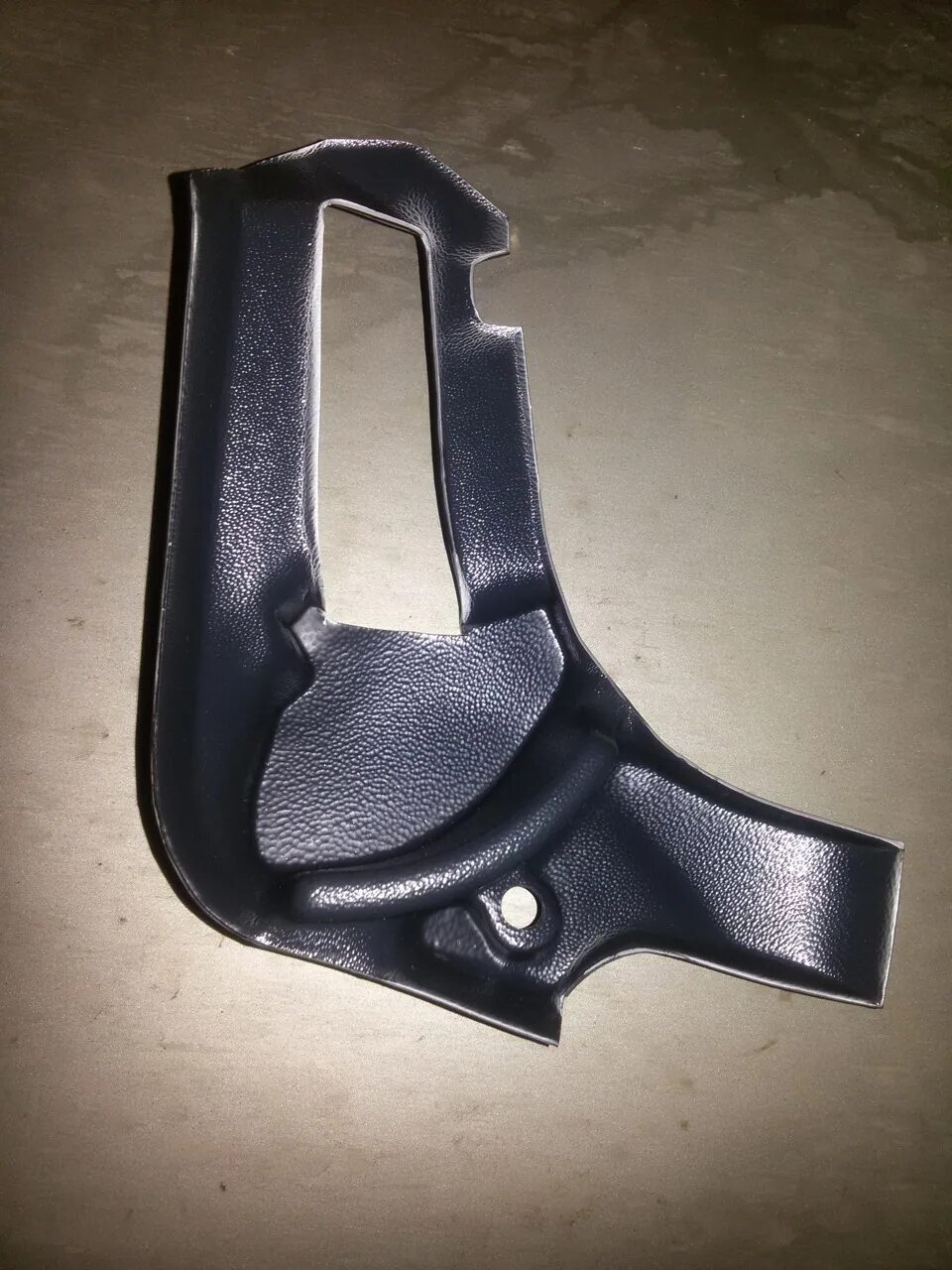 Дефлектор теплые ноги. Дефлектор воздушного потока на рено дастер теплые ноги. Ларгус ног. Дефлектор теплые ноги. Дефлектор тёплые ноги на рено логан.