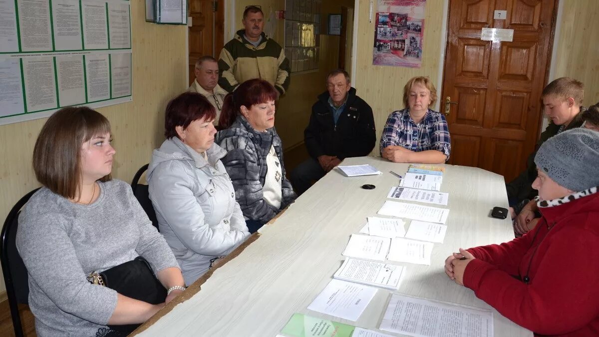 Служба занятости Солнечногорск. Центр занятости Андреаполь. Ярмарка вакансий в центре занятости. Центр занятости населения Пестрецы.