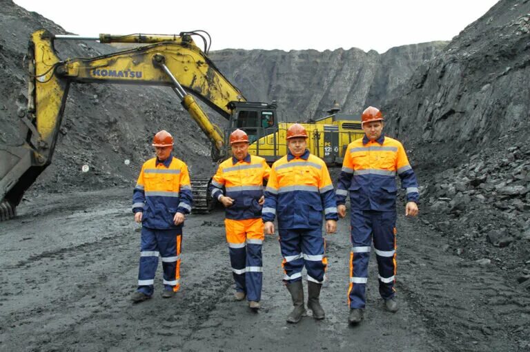 Liebherr r938. Разрез шестаки директор. Шестаки кемеровская область директор. Шестаки телефон. Шестаки телефон.