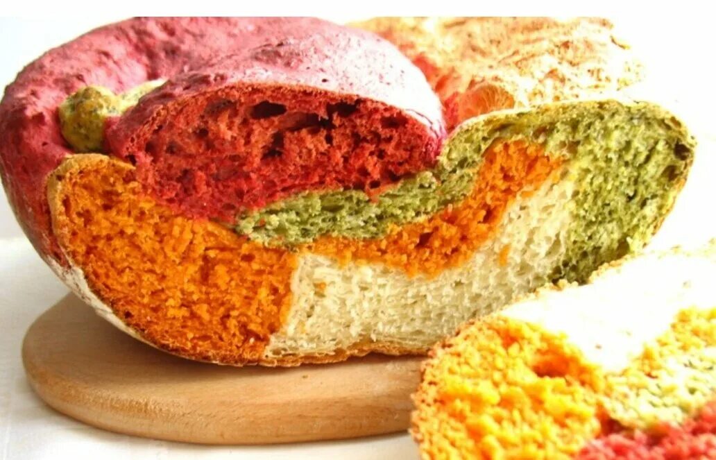 Хлеб с добавками. Австралийский овощной хлеб il Gianfornaio. Разноцветный хлеб. Хлеб с овощными добавками. Австрийский хлеб.