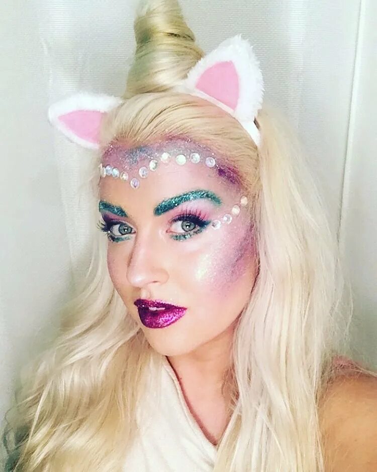 Макияж в стиле единорога. Гримм единорога. Гримм единорога. Макияж единорожки. Креативный макияж единорог.