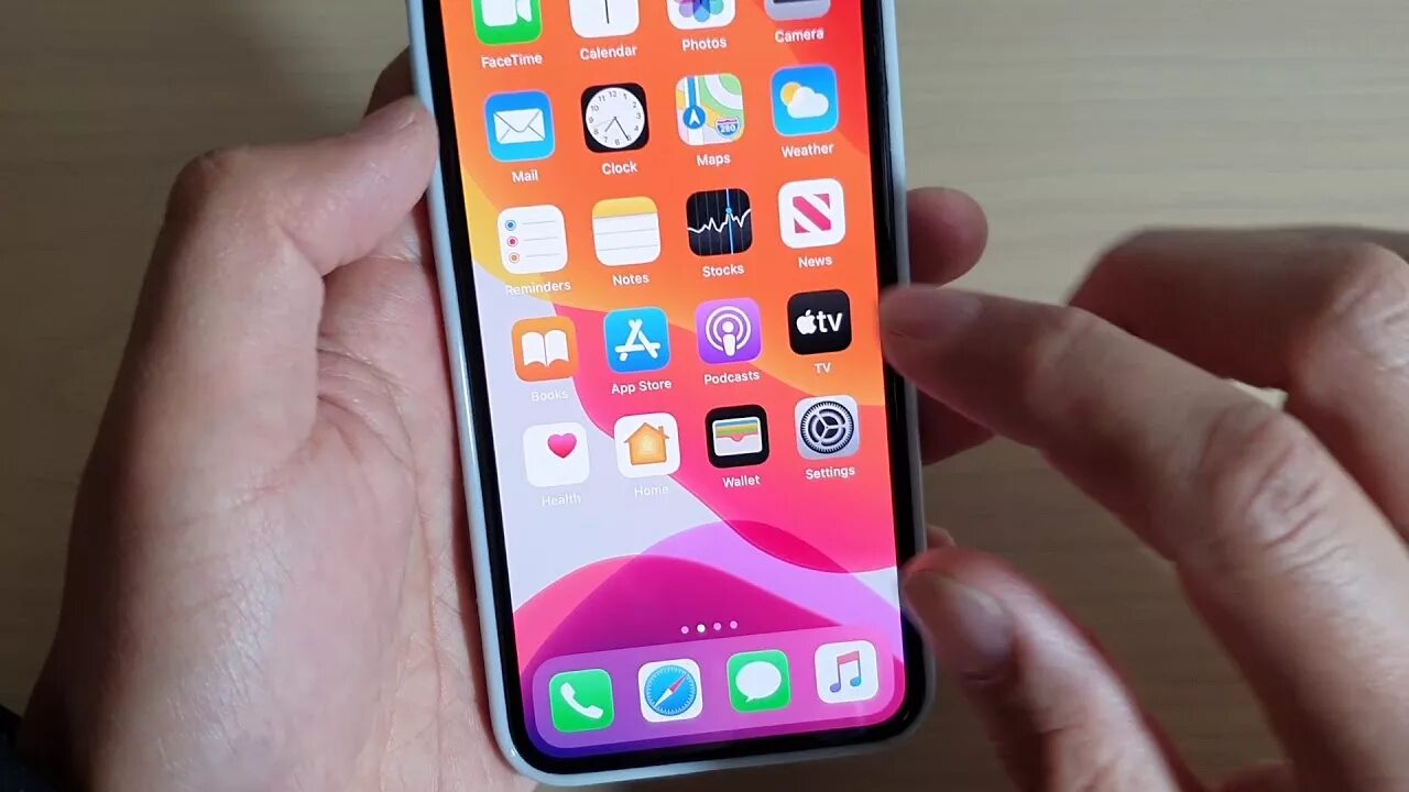 Iphone без без прошивки. Iphone 11 home screen. айфон без кнопки. айфон 11 без кнопки. айфон 11 кнопки.