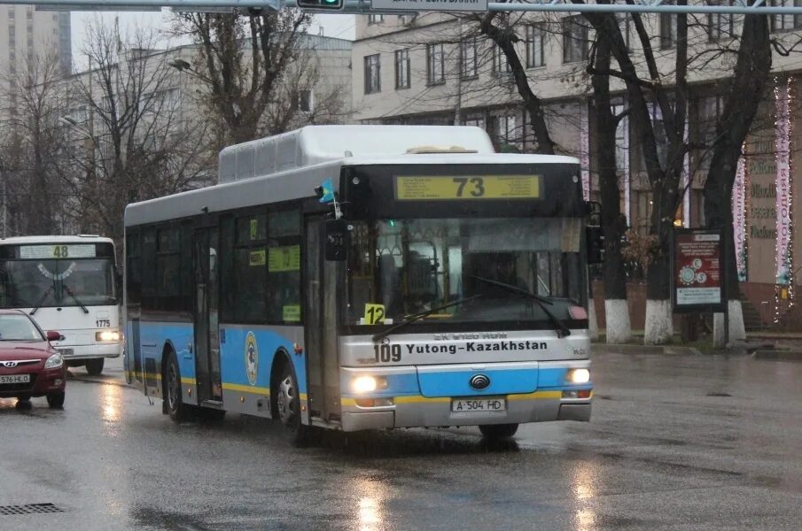 Автобус 135 советский. 109 Автобус. Ютонг е 12.