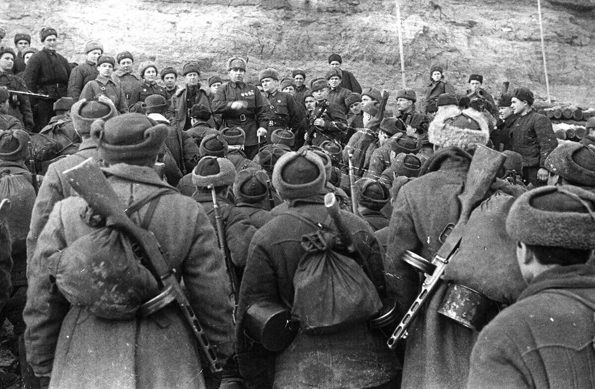 стрелковые дивизии 1942. стрелковая дивизия 1943 год. 39 гвардейская стрелковая дивизия фото. 1942 гвардейская стрелковая дивизия. ржевская операция в вов 1941-1945.