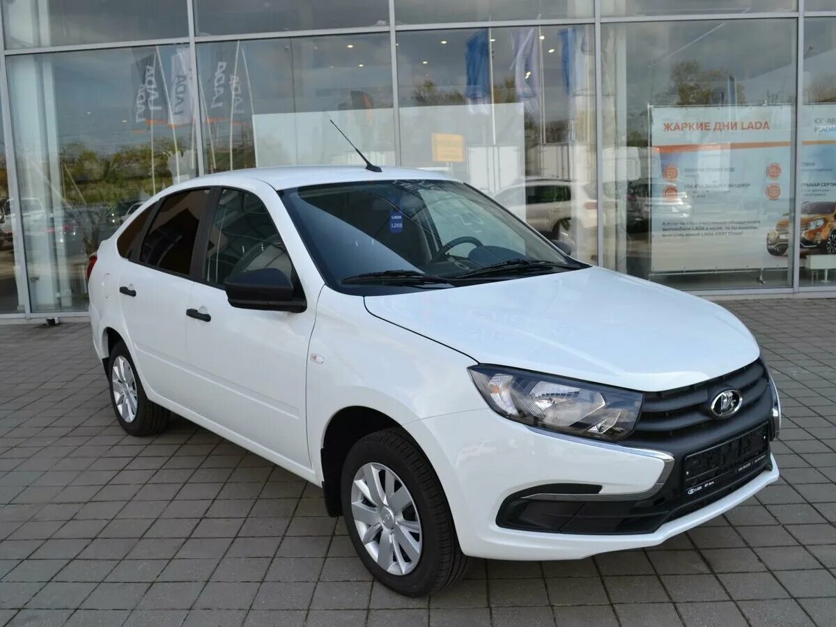 Как выглядит белая лада гранта Купить б/у Lada (ВАЗ) Granta I 1.6 MT (87 л.с.) бензин механика в Магнитогорске:
