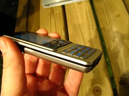Корпус телефона воронеж. Nokia 6300 Gold. Нокиа металлический корпус 6300. Кнопочный телефон нокиа 6300 4g. Панель нокия 6300.