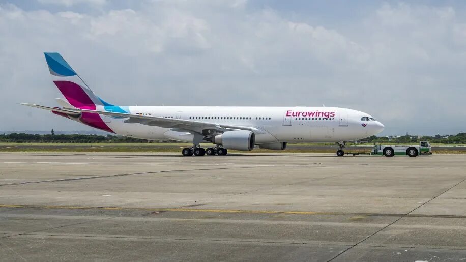Eurowings лого. Км ереван берлин. Eurowings авиабилеты. Eurowings авиакомпания. Eurowings airlines.