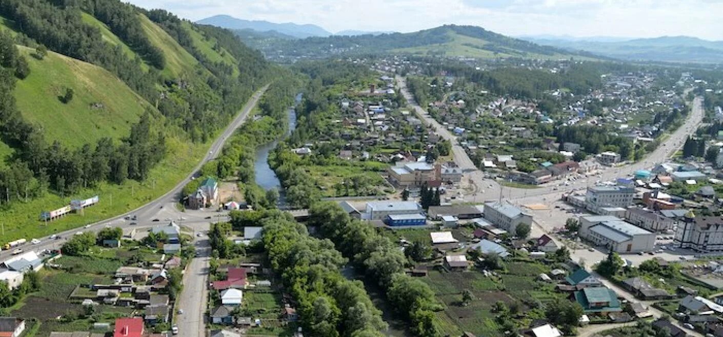 Есть ли в горно алтайске. Поселок Майма Алтайский край. Село Майма Республика Алтай. Горно Алтайск Майма поселок. Майминский район Республики Алтай.