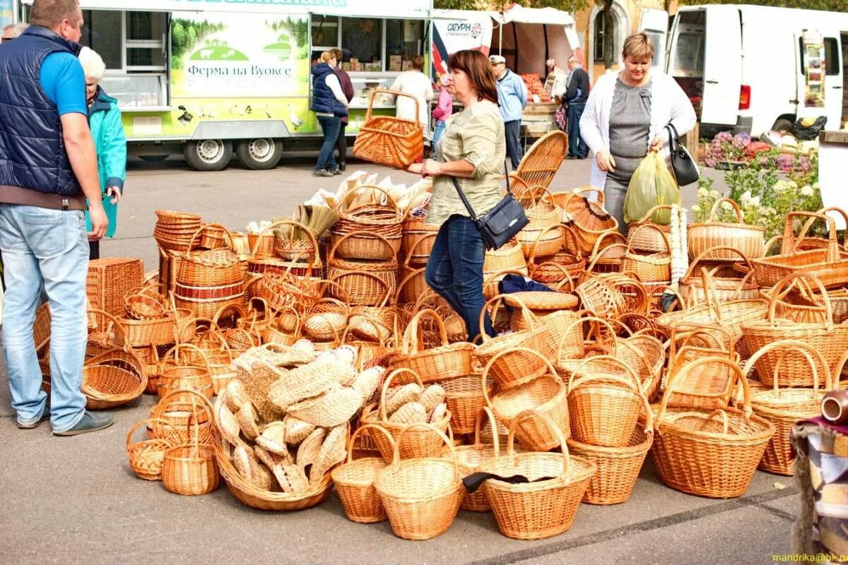 ярмарка качеств. вид на нижегородскую ярмарку. ярмарка картинки. спасская ярмарка в елабуге 2022. ярмарка выходного дня в москве.