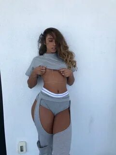 Sommer Ray image