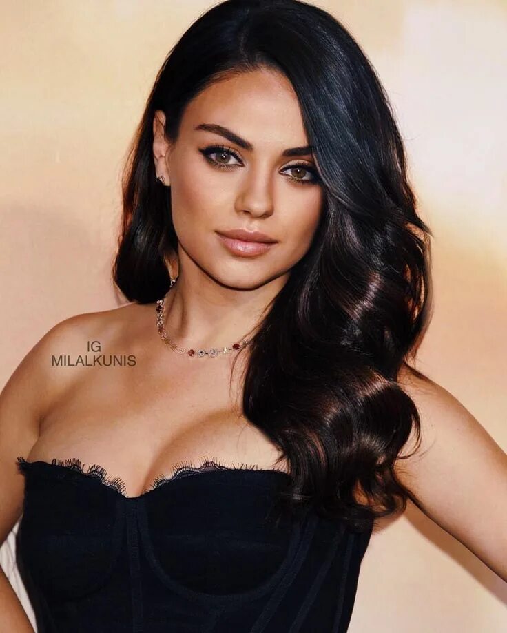Инстаграм милы кунис. Фото милы кунис. Mila kunis. Стиль милы кунис. Кунис.