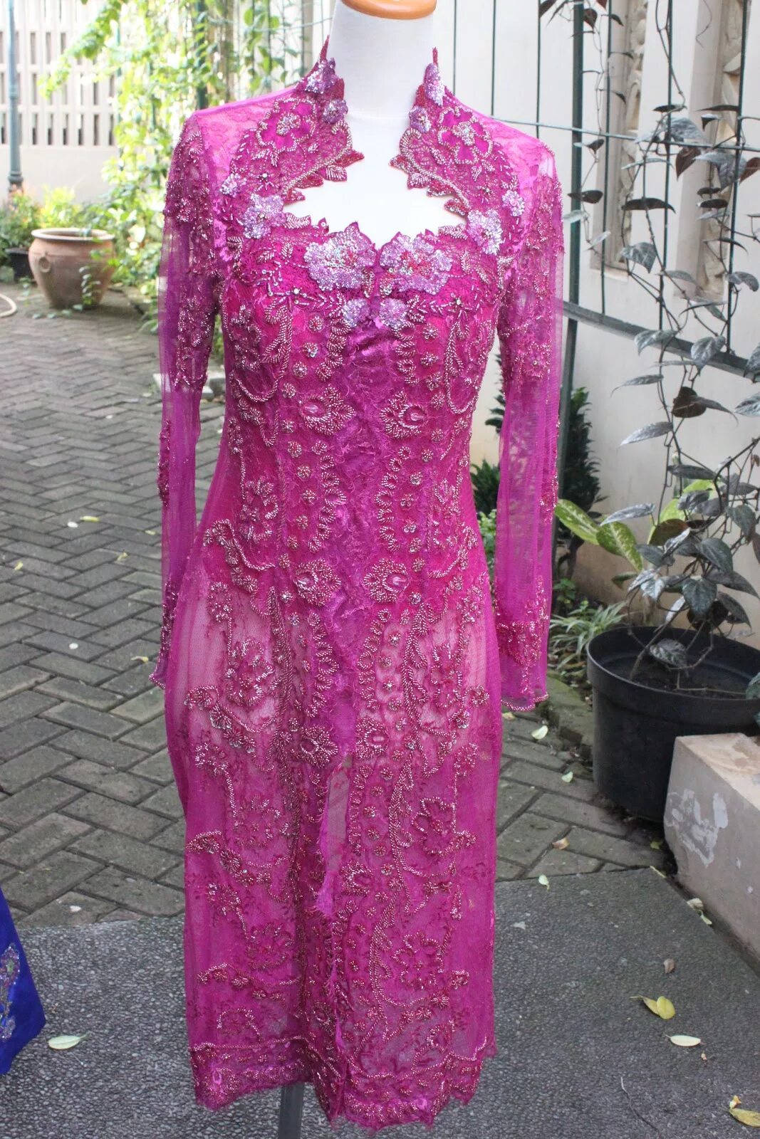 Kebayak merah. Kebayak merah vera kebaya. kebaya merahfull. fake kebaya merah.