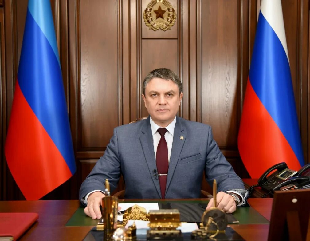 Портрет пасечника главы лнр. Леонид иванович пасечник фото. Руководитель лнр. Руководитель лнр. Руководитель лнр.