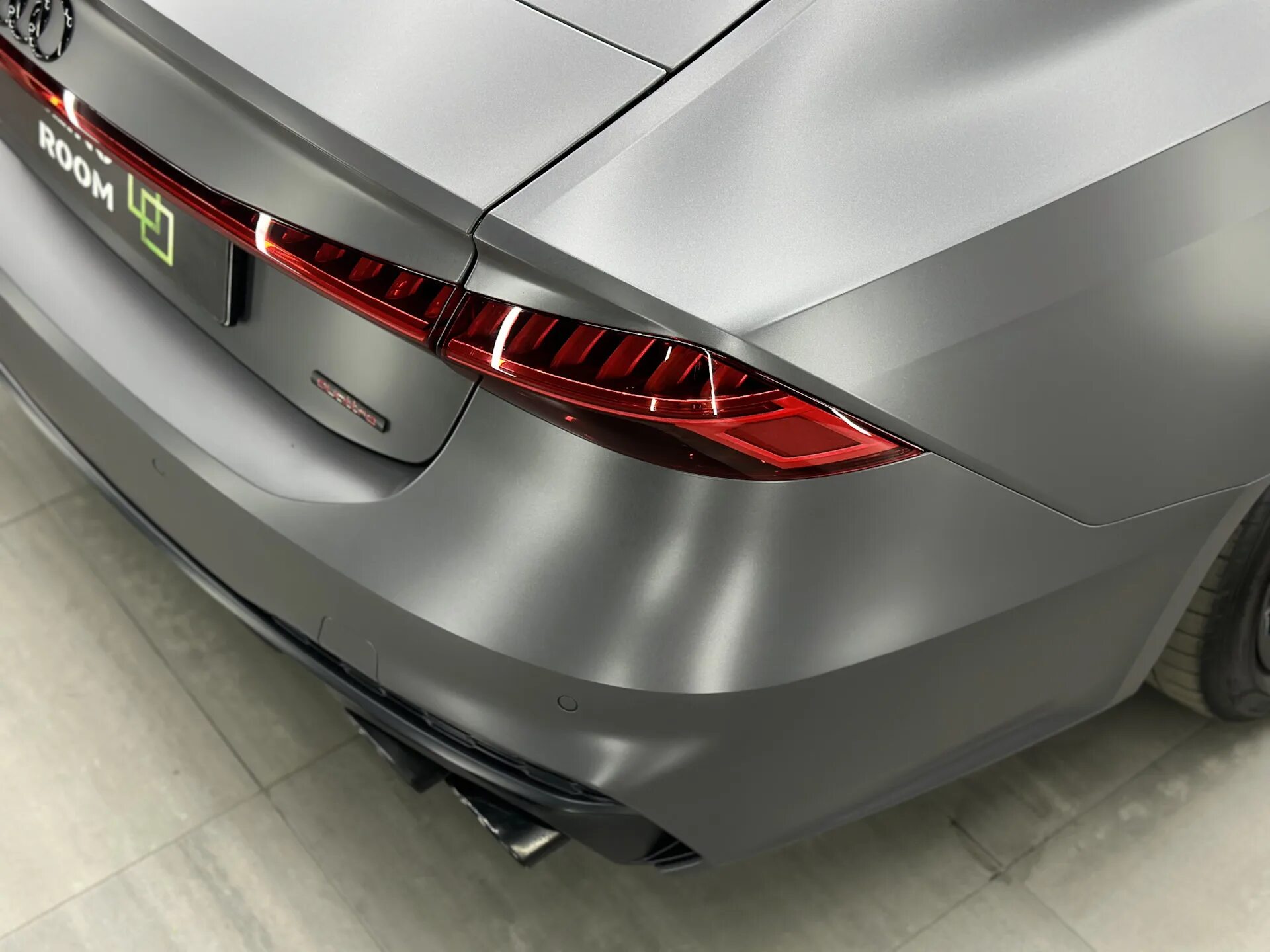 Матовый титан. Audi a7 матовый полиуретан. керамическая защита кузова vektor. полировка виниловой пленки. detailing room.
