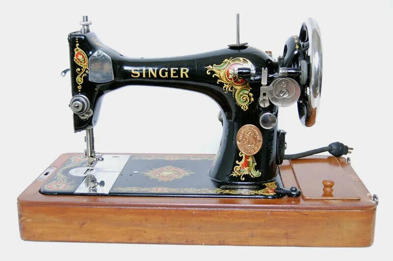 Выбор швейной машинки. Швейная машинка Зингер 1851. Швейная машинка 298 Сингер. Швейная машинка американская Зингер. Швейная машинка Чайка Зингер.