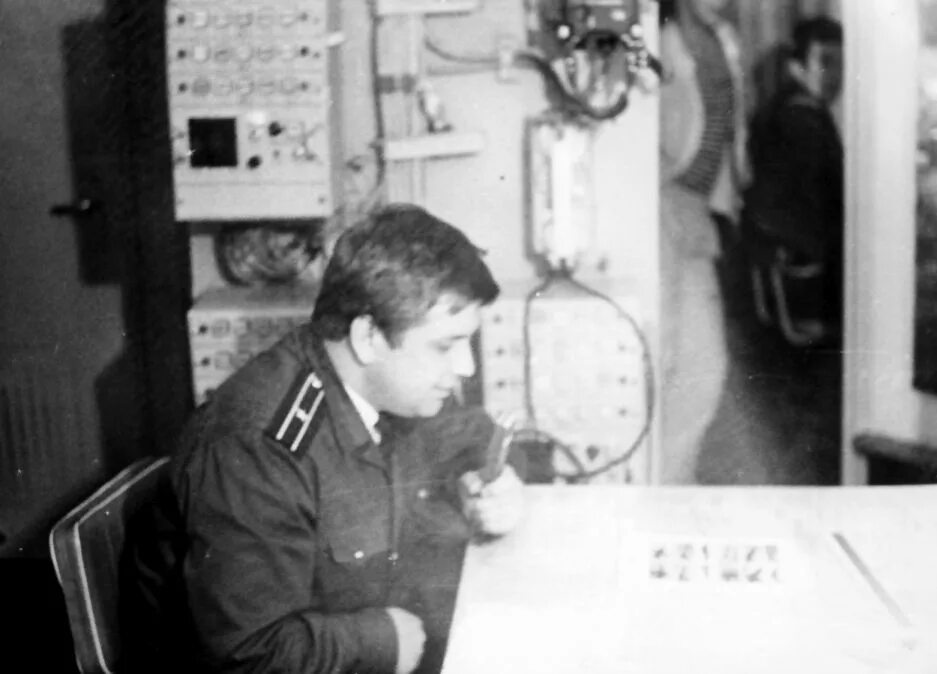 кто служил в доме.