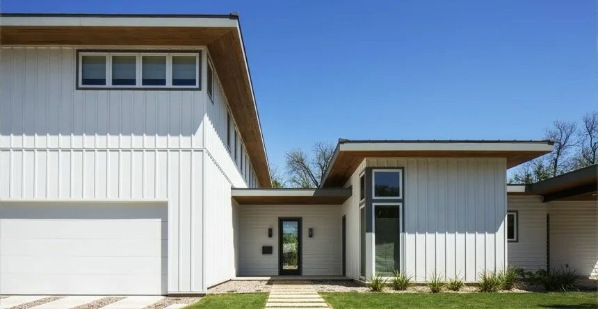 Отделка вертикальным сайдингом фото S.R. Munson Construction Inc Exterior Siding House exterior, House siding, Ext