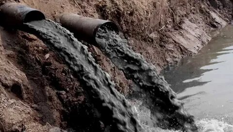 Загрязнение рек промышленными отходами