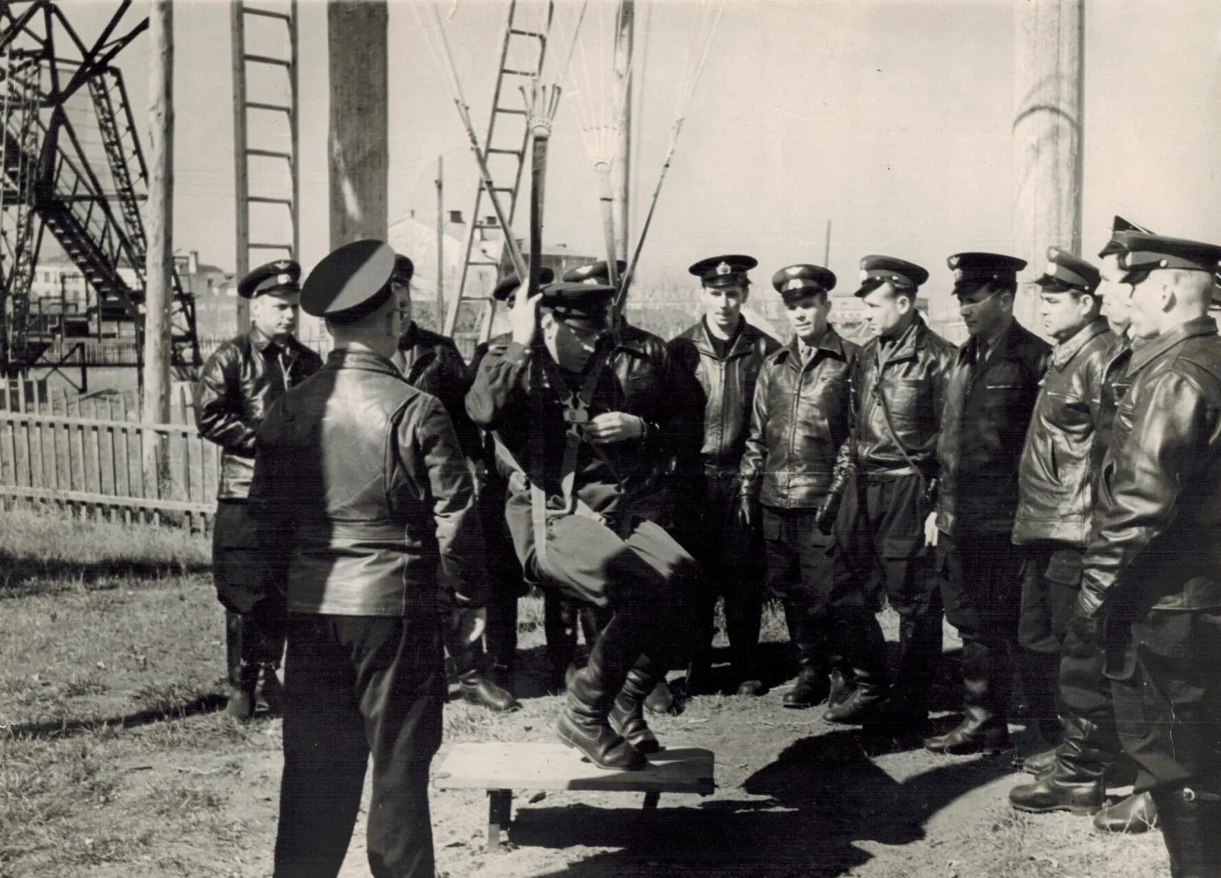 Подготовка космонавтов ссср. Гагарин в отряде Космонавтов 1960. Отбор Космонавтов 1961. Первый отряд Космонавтов 1960. Отбор в космонавты 1960.