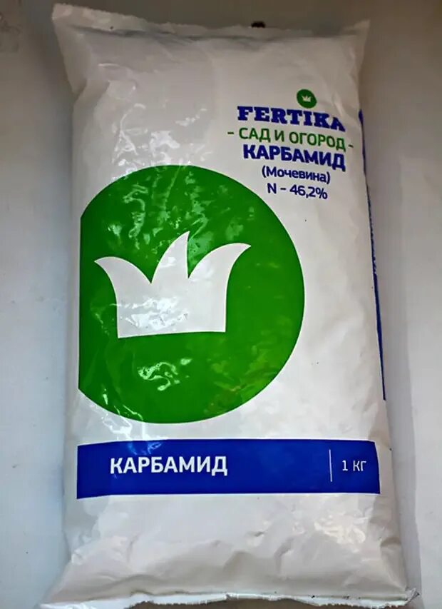 Карбамид для роз. Карбамид. мочевина удобрения. карбамид удобрение. карбамид упаковка.