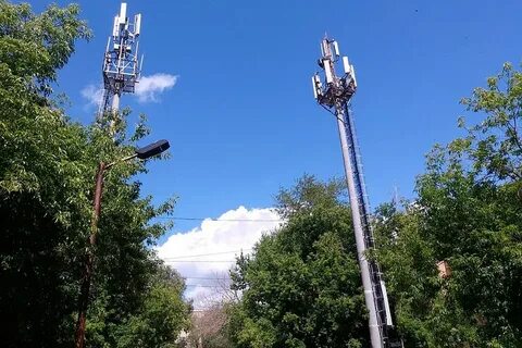 Вышка стоит на расстоянии