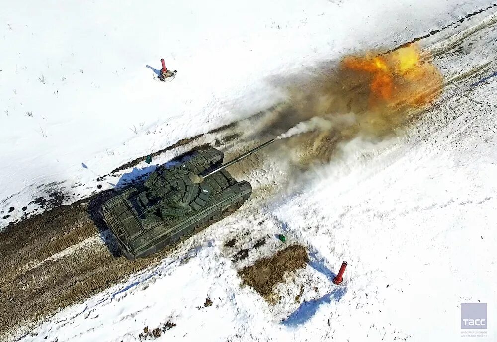 Учения танковых войск. Танк «прорыв». Ролик где танки. Ролик где танки. Курская битва прохоровка.