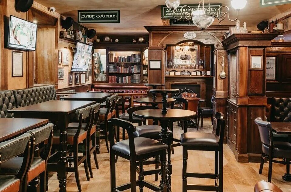 Michael collins паб. Michael collins паб. Майкл коллинз паб на цветном. Ирландский паб на цветном бульваре майкл коллинз. Michael collins pub.
