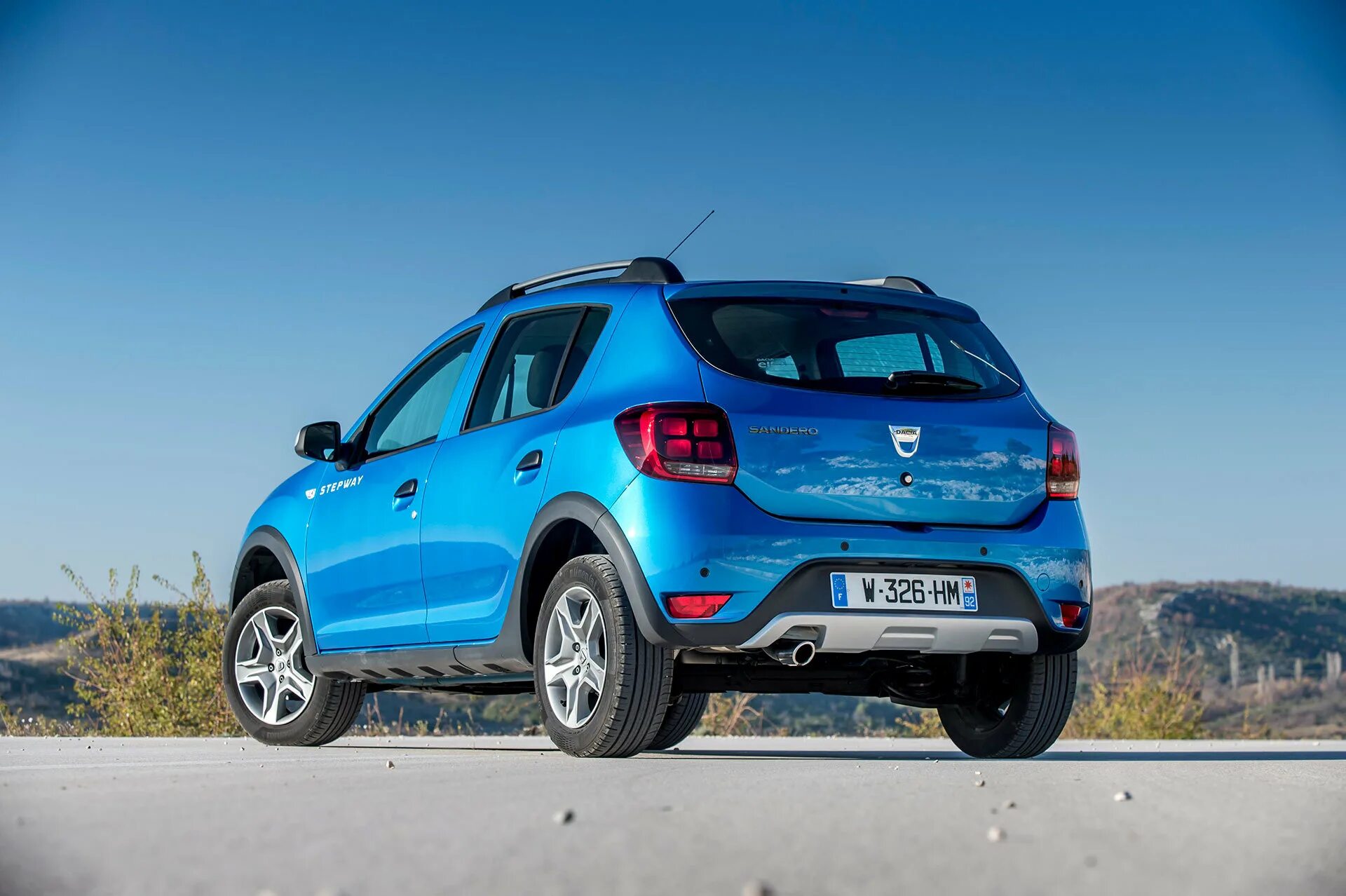 Рено степвей 2017. Renault Sandero Stepway 2017. Рено Сандеро степвей 2017. Рено Сандеро степвей 2019. Рено сандеро степвей 2019 купить