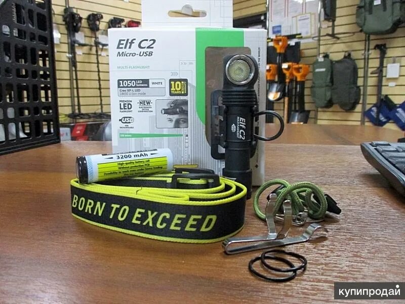 Фонарь armytek elf. Фонарь армитек elf с2. фонарь налобный армитек эльф с2. armytek elf 2. armytek elf c2 micro usb.