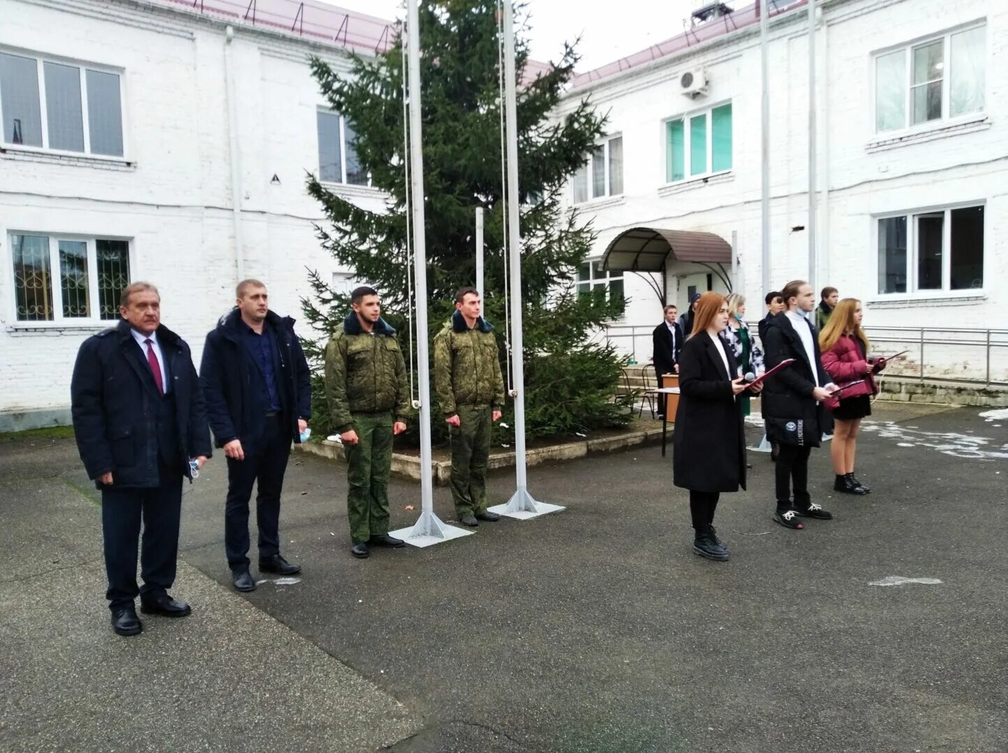 Прогноз погоды в апшеронске на сегодня. Лесхоз техникум Апшеронск. АЛХТ Апшеронск. Лицей 1 Апшеронск. Колледж Апшеронск лесхоз техникум специальности.