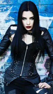 La goth girl