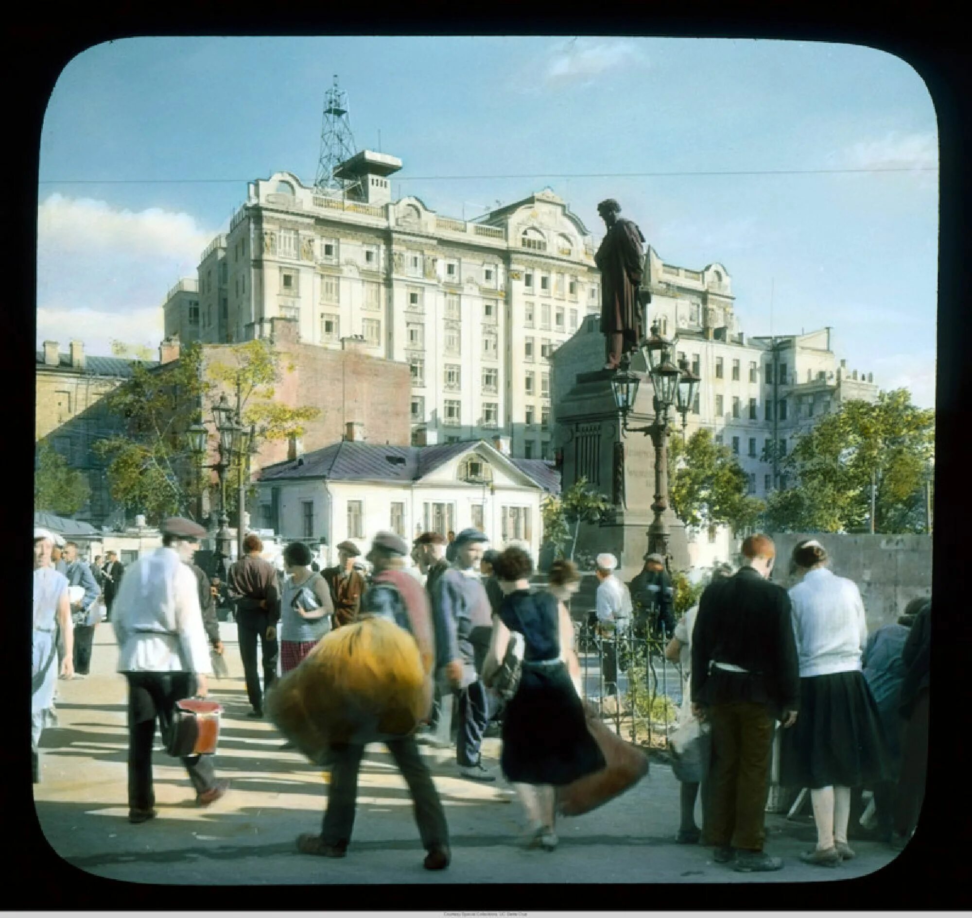 Улицы 1930 х годов. Москва 1930-е. Пушкинская площадь 1930 год. Советская Москва 1931. Москва в 30-е годы.