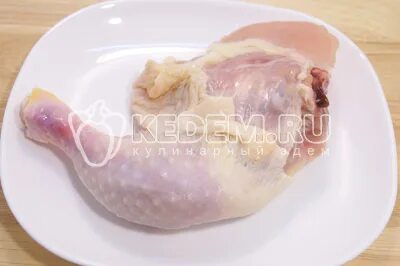 Рулет из окорочка курицы