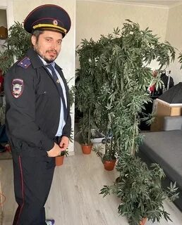 Техник в форме