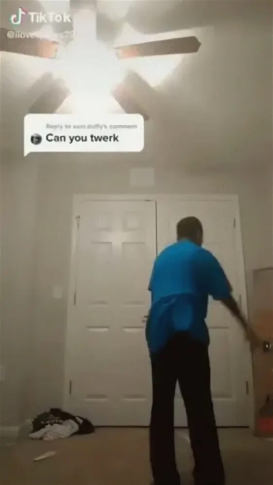 Тверк мем. Тверк мем