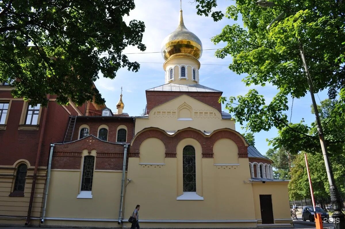 Церковь в некрасовке. Храм Покрова Пресвятой Богородицы в Санкт-Петербурге. Церковь Покрова Пресвятой Богородицы Петербург. Церковь Покрова Пресвятой Богородицы при Политехническом институте. Храм Покрова Пресвятой Богородицы в Калининграде.