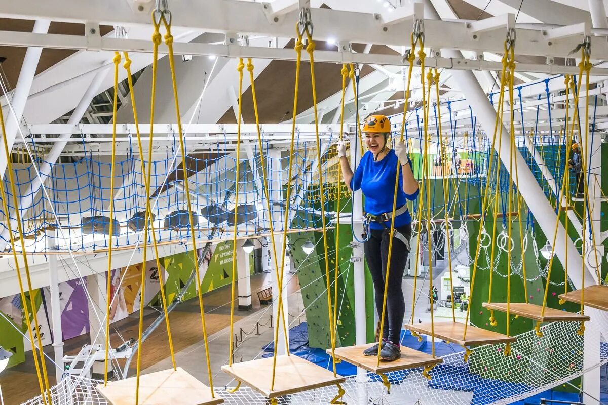 Пруд быково болото. Скалодром зеленоград панда. Парк аттракционов в зеленограде аттракционов. Зеленоградский лесопарк зеленоград. Дк зеленоград парк.